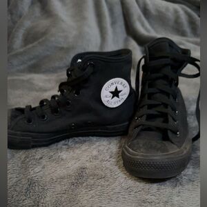 Women’s converse